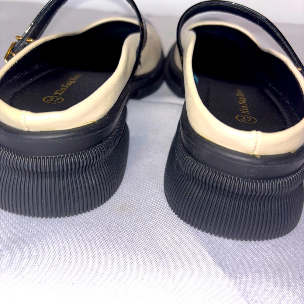 NEW Xin Jing Womens Mary Jane’s  Shoes Beige Black Close Toe Open Back Size 6.5 - Picture 5 of 6